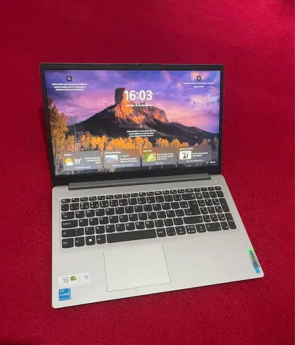 NOTEBOOK LENOVO I3-1215U SEMI NOVO,08GB MEMÓRIA RAM,SSD NVME 256GB,GHZ 4.40,NEGOCIÁVEL