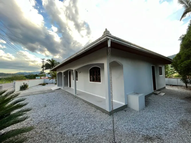 Casa a venda em Antônio Carlos - SC
