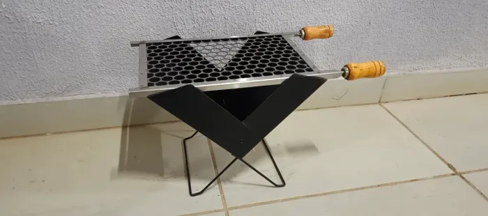 Churrasqueira Maleta Grelha de Inox