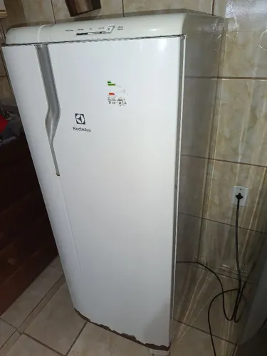 Geladeira 780