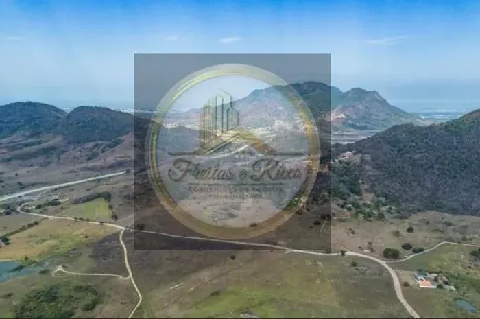 Terreno para Venda em Serra, Serra Centro