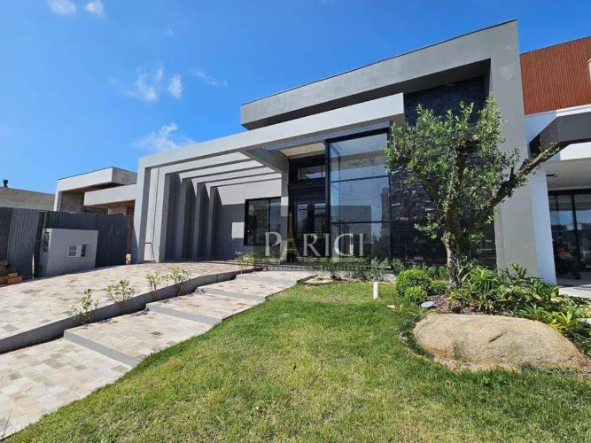 Casa Térrea de Alto Padrão com 3 Dormitórios no Condomínio Marina Park em Tramandaí