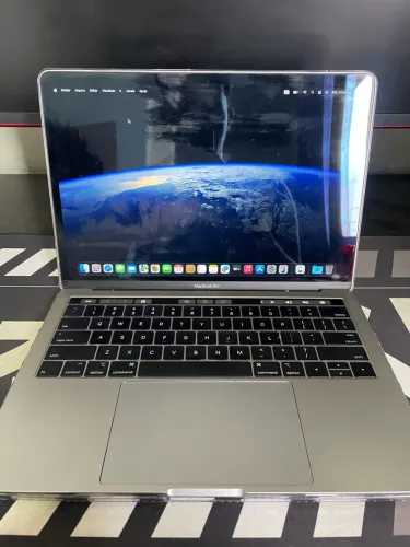 MacBook Pro I5 quad core 2.4 ghz