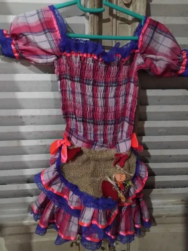 Vestido caipira infantil