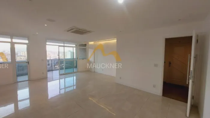 0188 - Apartamento à venda na Rua Homem de Melo, Tijuca, RJ