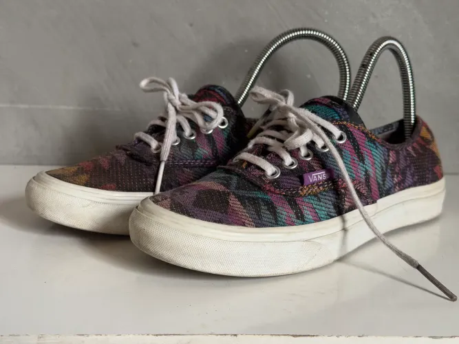 Tênis Vans Authentic Inca 34
