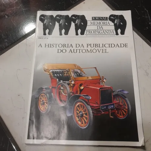 Jornal da propaganda do automóvel