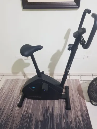 Bicicleta ergométrica semi nova