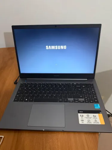 Notebook Samsung Book 15.6'' FHD Intel Celeron 6305 500 GB 4GB