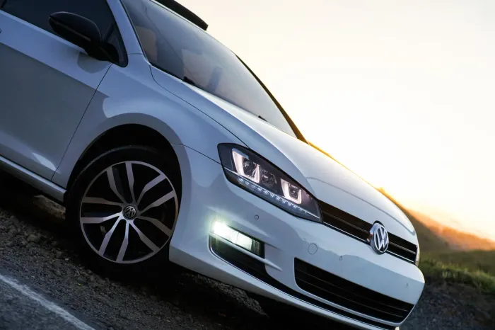 Volkswagen Golf Highline 1.4 TSI 140cv Aut. 2015