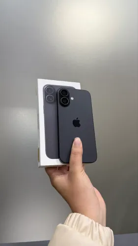 IPHONE 16 PRETO COM 128 GB SEMINOVO