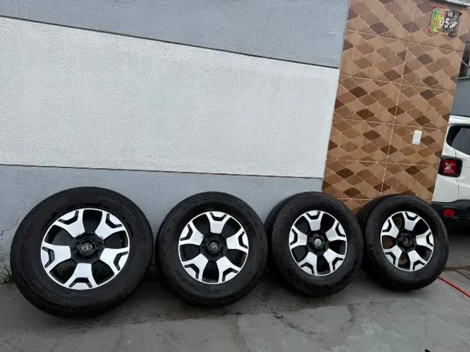 Rodas + Pneus Aro 17, HILUX e outras Caminhonetes.