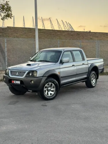 Mitsubishi L200 GLS 2.5 4X4 CD Diesel 2006