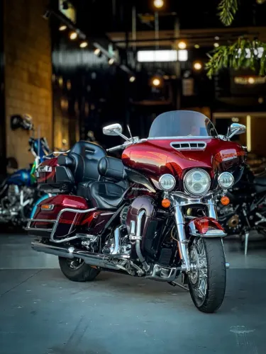 HARLEY-DAVIDSON  ULTRA GLIDE LIMITED CVO