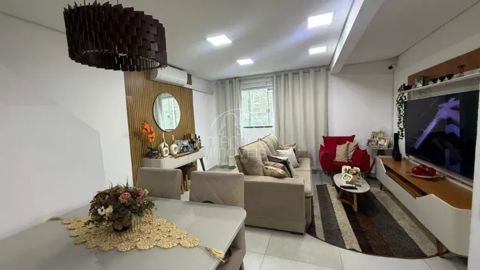 Casa à venda, 2 quartos, 2 suítes, 2 vagas, Macuco - Santos/SP