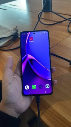 Motorola Moto G84 5G ( 256 Gigas ) 