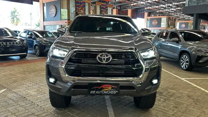 Toyota Hilux CD SRV 4X4 2.8 TDI Diesel Aut. 2024