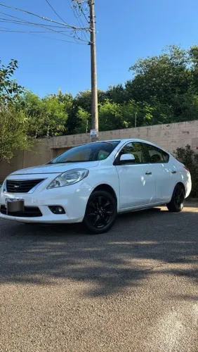 Nissan Versa SL 1.6 16V Flex Fuel 4P Mec. 2014