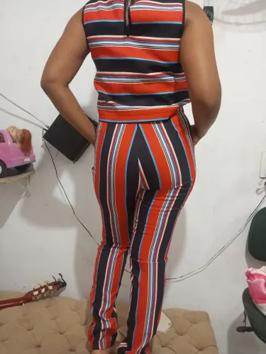 Conjunto calça e blusa 