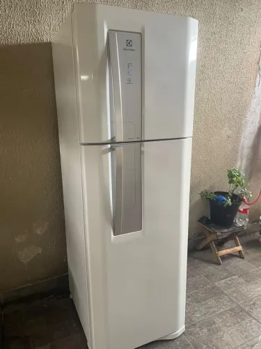 Geladeira Electrolux frost free