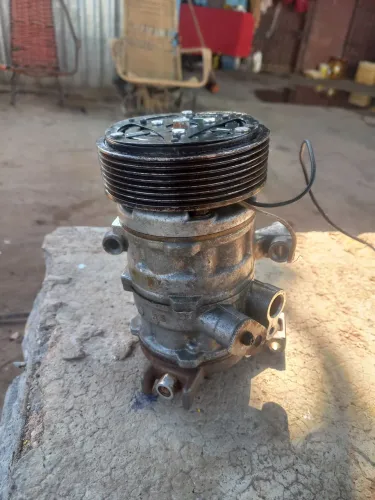 Vendo compressor do Toyota Etios 2015