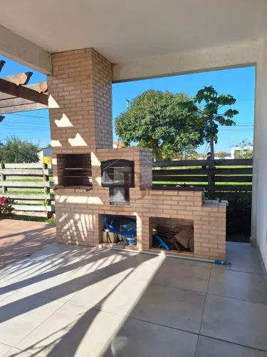 Imperdível! Casa à venda em Maricá-RJ, bairro Jaconé (Ponta Negra), com 3 quartos, 1 sala,