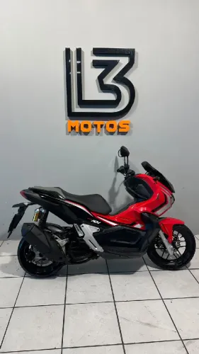 HONDA ADV 150 ABS.