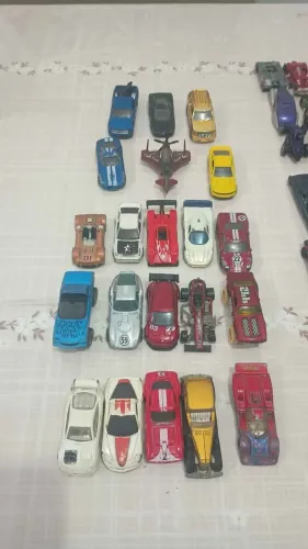 Coleção carrinho da hotwheels 85un