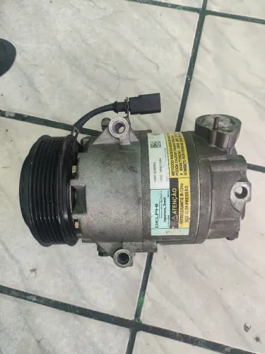 Compressor ar-condicionado Fox,Gol seminovo.