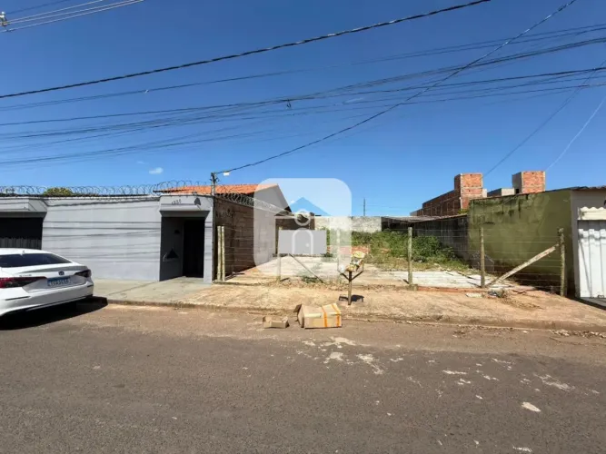 Terreno para venda no bairro Luizote III