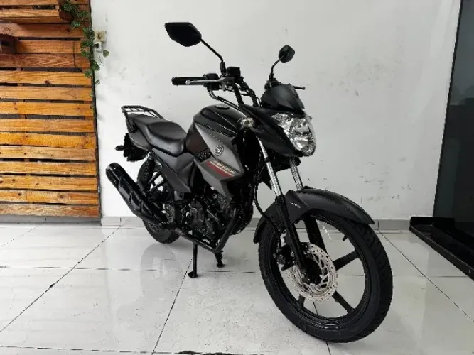 YAMAHA YS 150 FAZER SED 2020 PRETA 48.000 KM