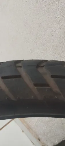 Peneu xre 300 ou xre sahara dianteiro zerado