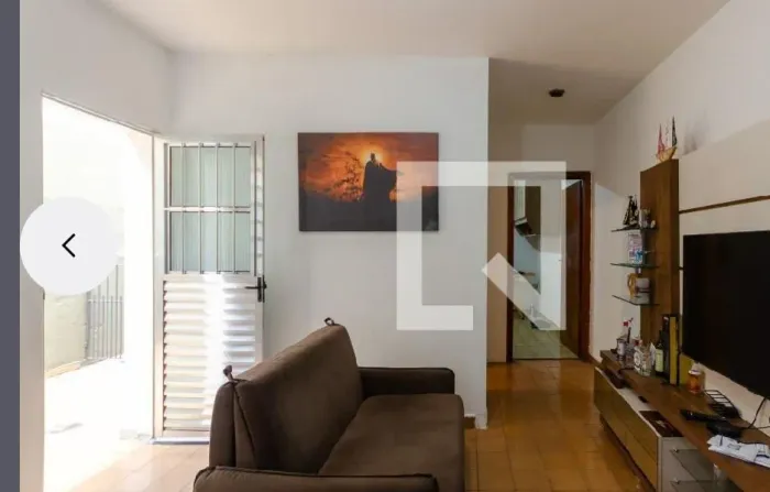 Aluga-se casa direto com o proprietário 