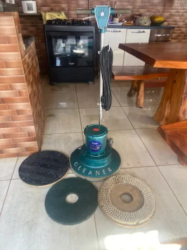 Enceradeira Cleaner 400