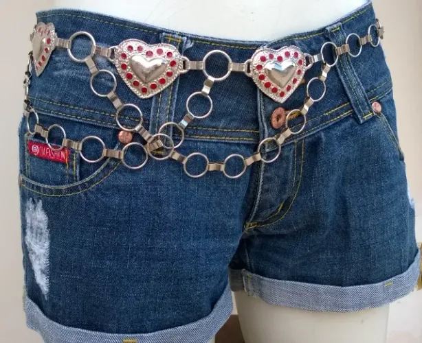 Cinto Corrente Feminino Trend Coração 