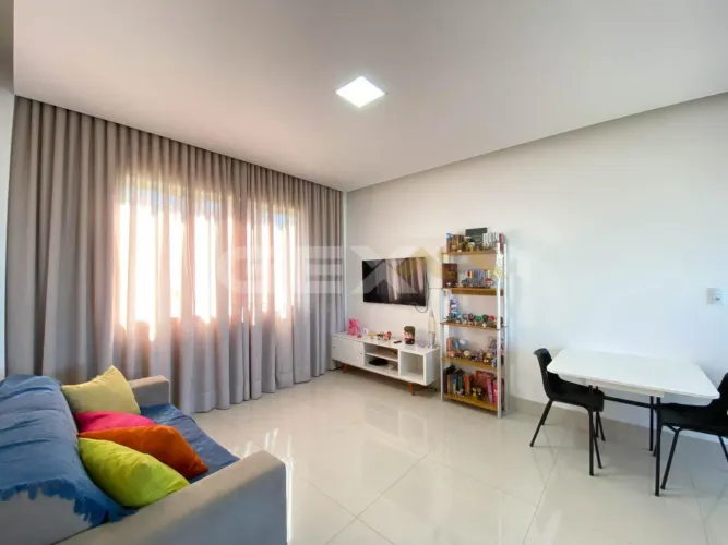 Apartamento à Venda com 03 Quartos no Bairro Sidil em Divinópolis MG.