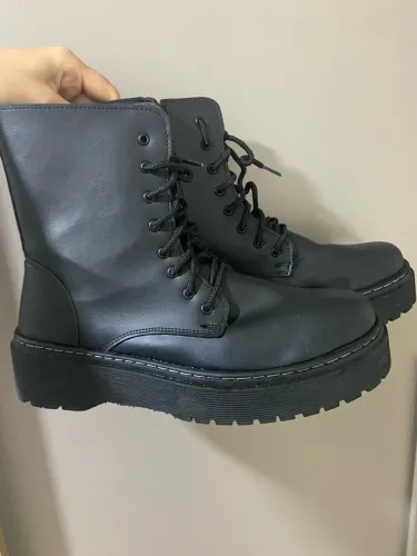 bota coturno feminina