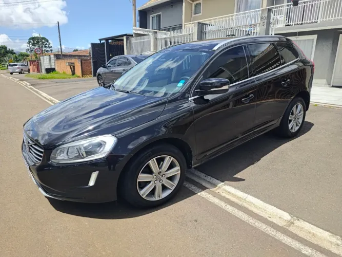 Volvo XC 60 D-5 Kinetic 2.4 AWD Diesel 5P 2017