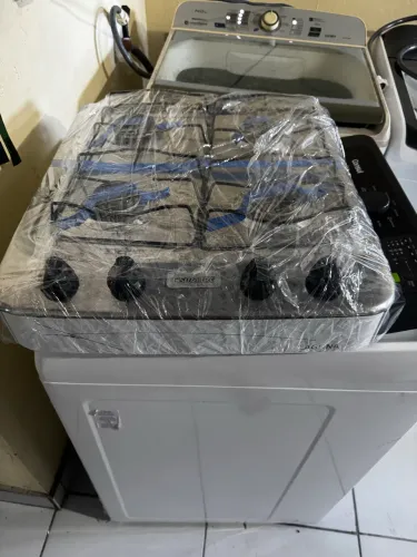 Fogão de mesa Esmaltec 4 bocas usado em bom estado 