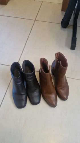 Duas botas 37
