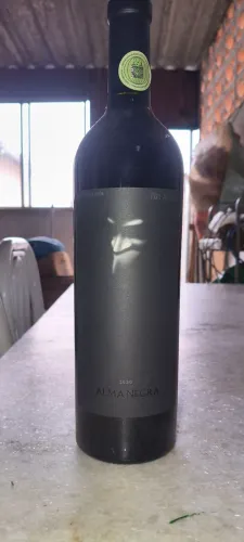 Vinho argentino alma negra