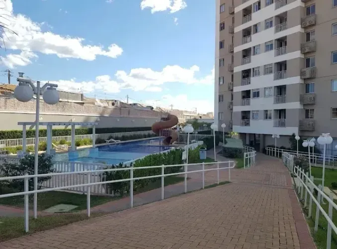 Alugo ou vendo apartamento com 3 quartos 1 suíte e armários planejados prox do centro polí