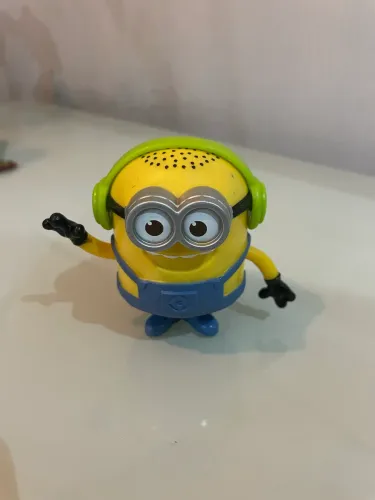 Boneco minions