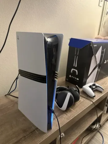 Vendo Ps5 pro 2tb Usado poucas vezes com nota fiscal
