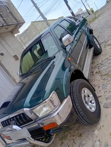 Toyota Hilux CD SR 4X4 3.0 8V 116cv TB Diesel 2002