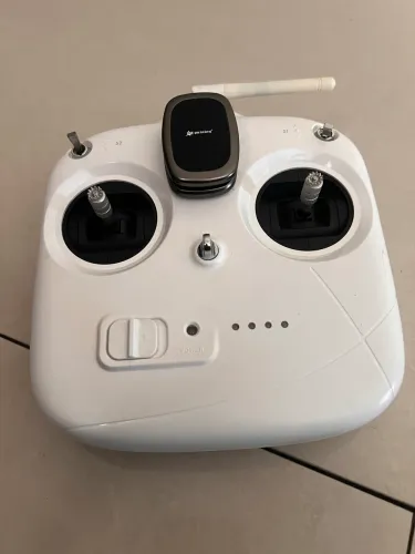 Controle Drone DJI Phantom 3 Standard 