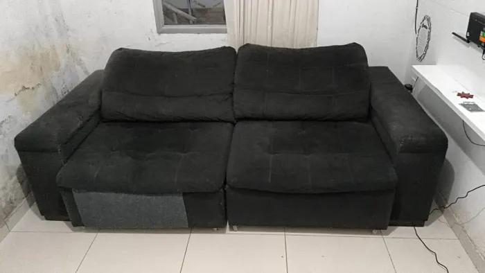 Vende-se balcão pia com cuba por 600R$ Vende-se sofá 2 lugares 400R$