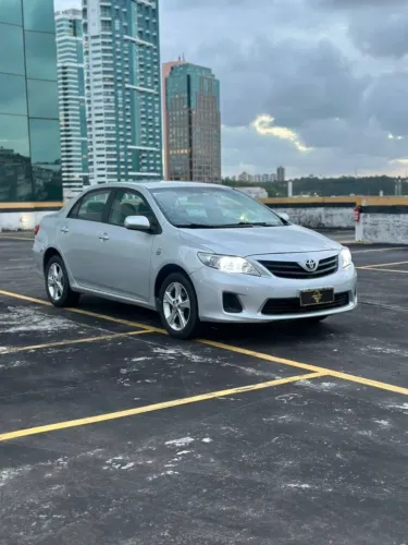 Toyota Corolla GLI 1.8 Flex 16V Aut. 2014