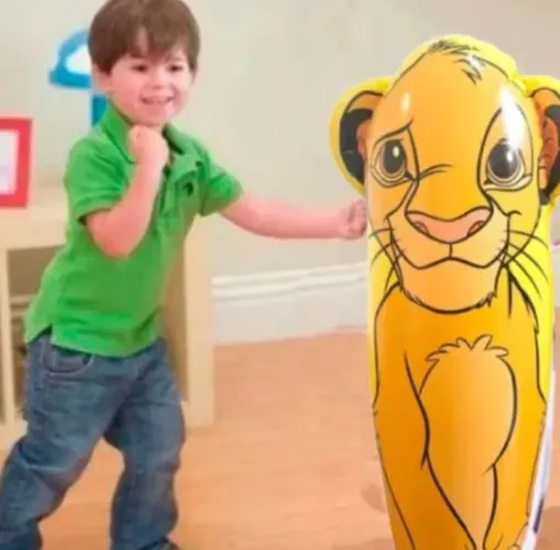 Vendo! Boneco teimosinho do Simba, lacrado na caixa