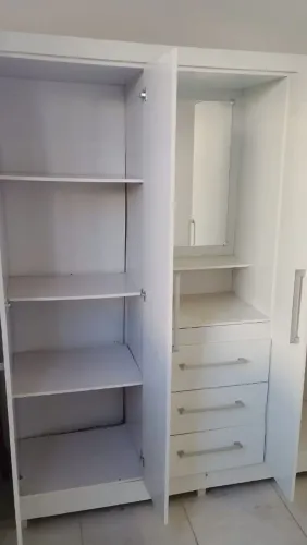 Guarda roupa USADO INCLUSO ENTREGA E MONTAGEM